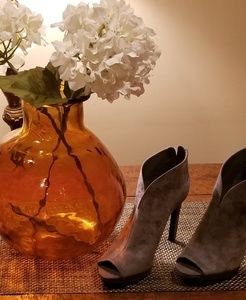 9West  New Grey Suede Bootie size 10